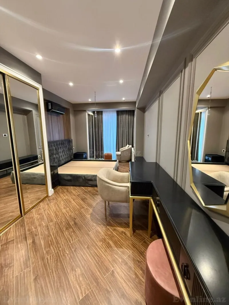 Satılır 4 otaqlı Mənzil Yeni tikili 177 m² Xətai r. - şəkil 15