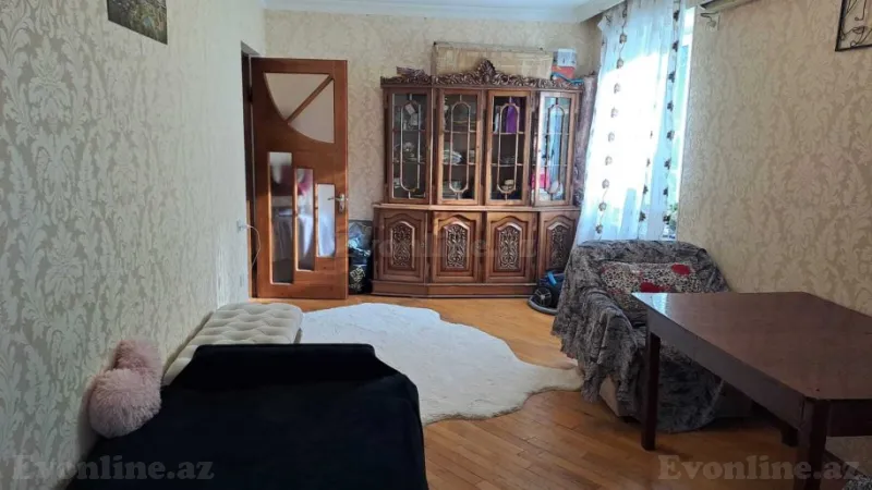 Satılır 2 otaqlı Mənzil Köhnə tikili 65 m² Nəsimi r.