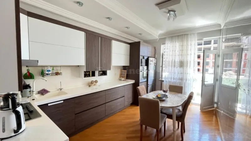 Satılır 4 otaqlı Mənzil Yeni tikili 161 m² Nəriman Nərimanov m. - şəkil 5