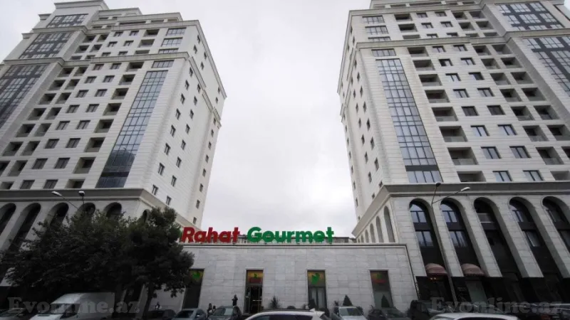 Satılır 2 otaqlı Mənzil Yeni tikili 75 m² Səbail r. - şəkil 2