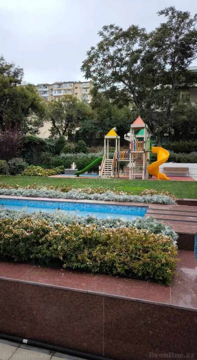 Satılır 2 otaqlı Mənzil Yeni tikili 75 m² Səbail r. - şəkil 3
