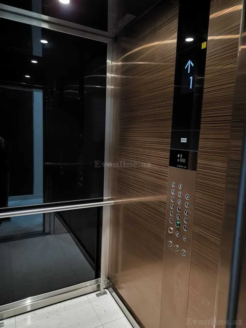 Satılır 2 otaqlı Mənzil Yeni tikili 75 m² Səbail r. - şəkil 14