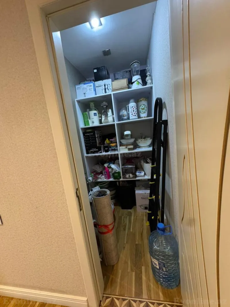 Satılır 4 otaqlı Mənzil Yeni tikili 125 m² Qara Qarayev m. - şəkil 11
