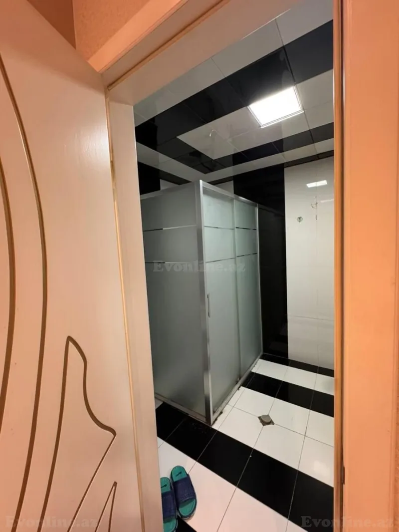 Satılır 4 otaqlı Mənzil Yeni tikili 125 m² Qara Qarayev m. - şəkil 17