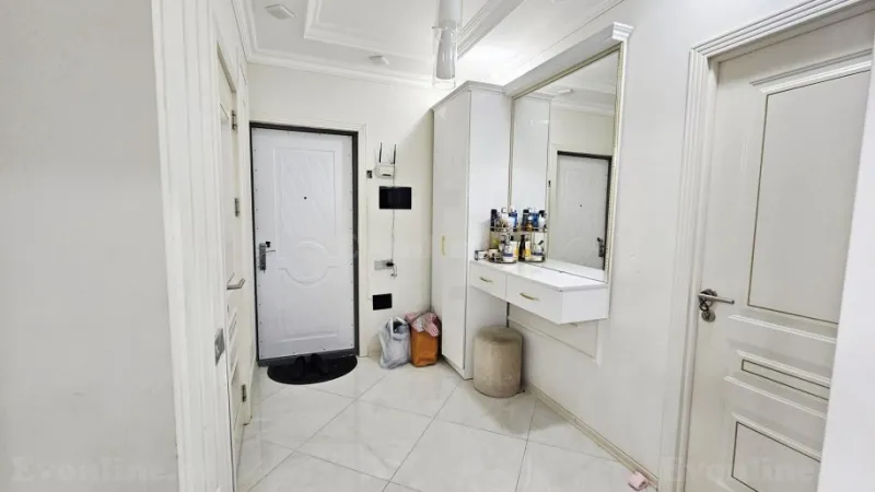 Satılır 3 otaqlı Mənzil Köhnə tikili 75 m² Yeni Yasamal - şəkil 14