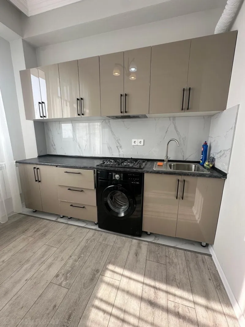 Kirayə verilir 3 otaqlı Mənzil Yeni tikili 110 m² Əhmədli m. - şəkil 4