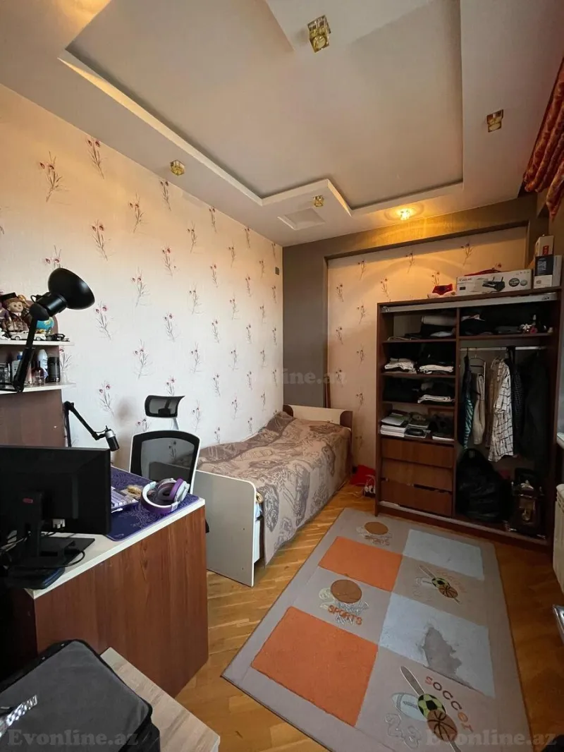 Satılır 4 otaqlı Mənzil Yeni tikili 196 m² Nəsimi r. - şəkil 8