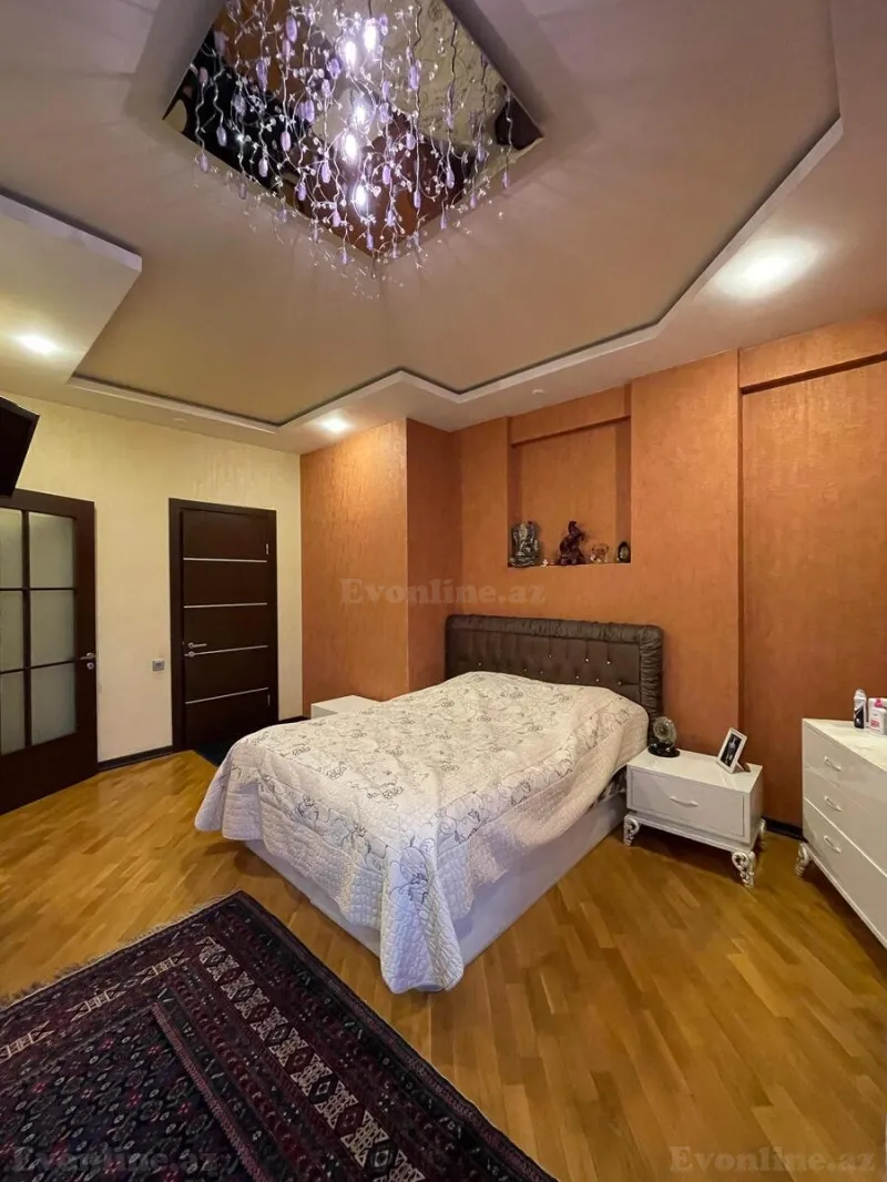 Satılır 4 otaqlı Mənzil Yeni tikili 196 m² Nəsimi r. - şəkil 10