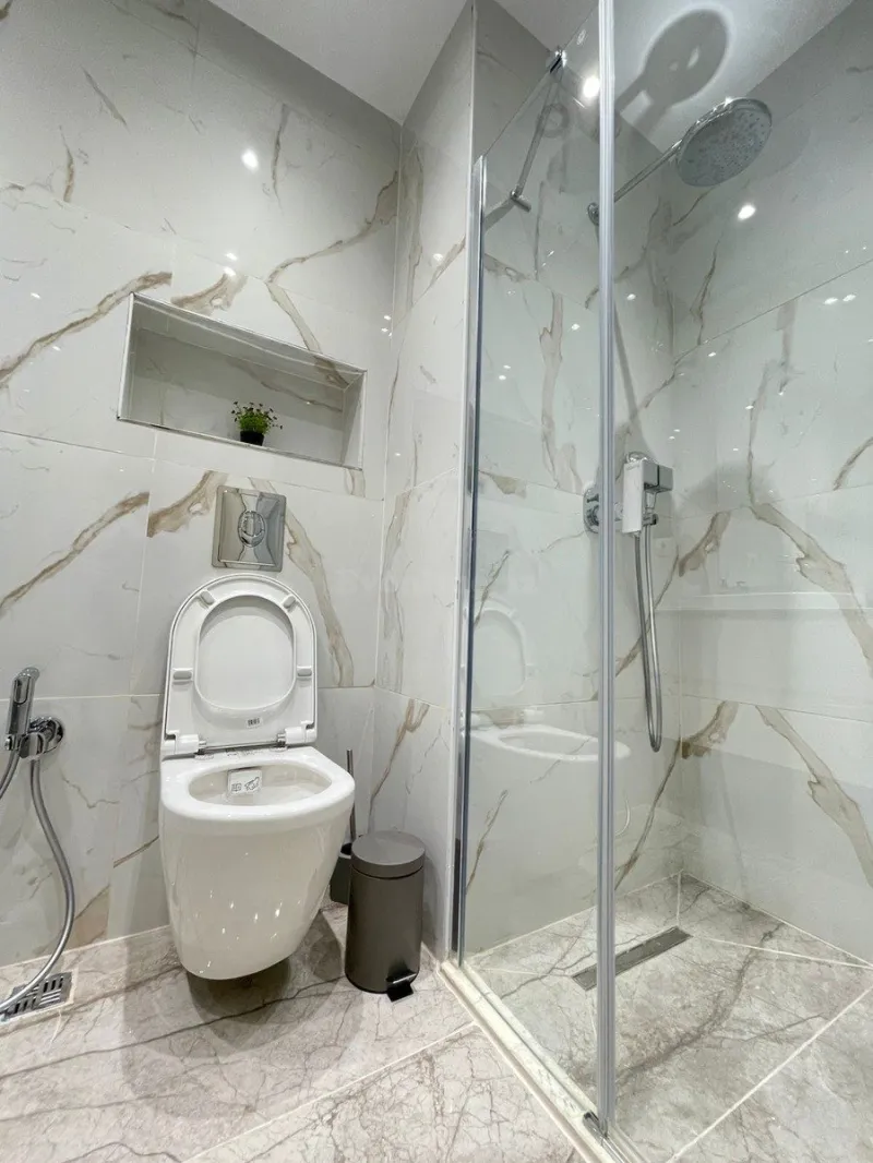 Kirayə verilir 2 otaqlı Mənzil Yeni tikili 65 m² Bakmil m. - şəkil 6