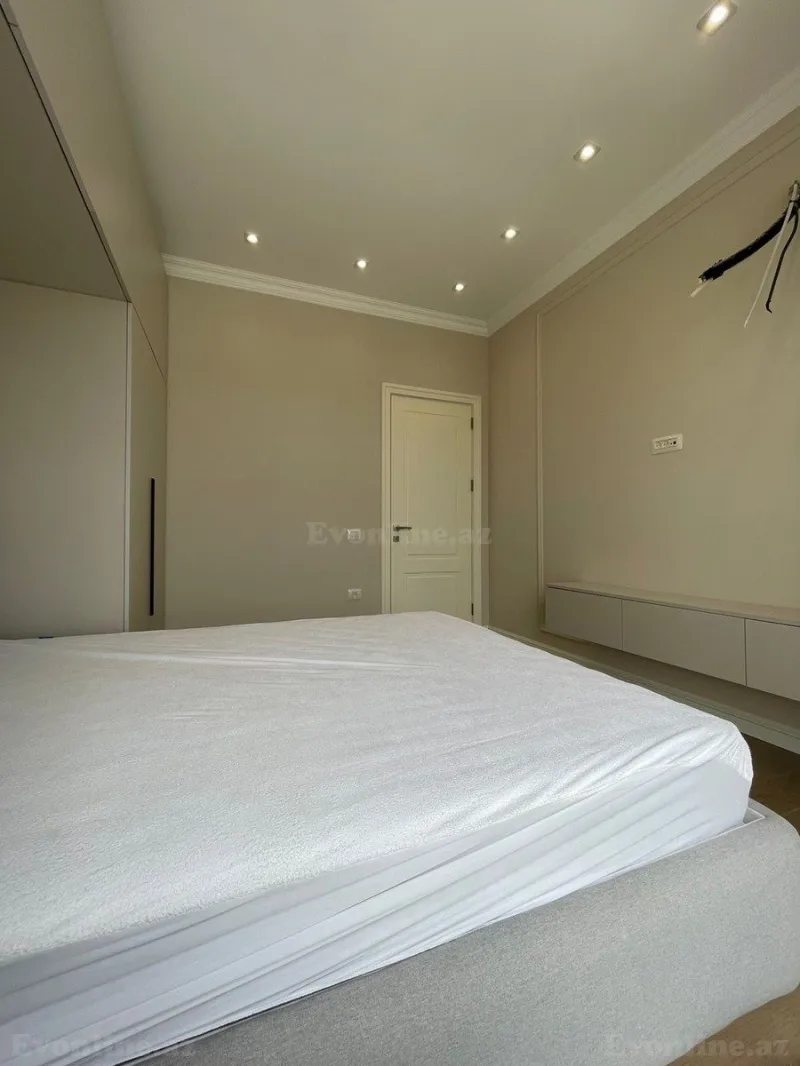 Kirayə verilir 2 otaqlı Mənzil Yeni tikili 65 m² Bakmil m. - şəkil 18