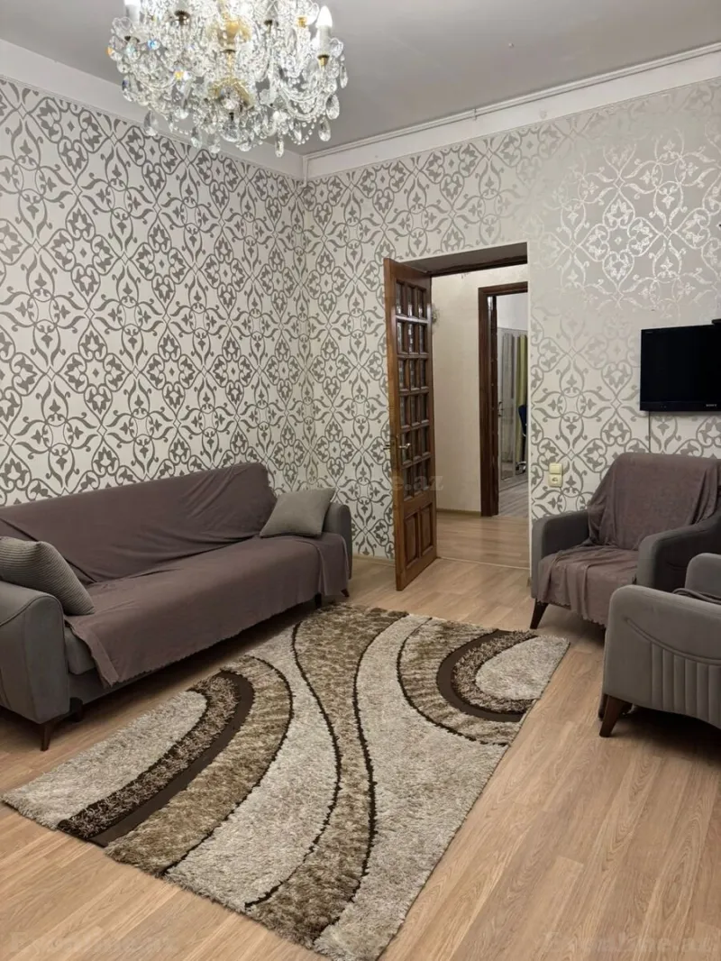 Kirayə verilir 2 otaqlı Mənzil Köhnə tikili 70 m² Nizami m. - şəkil 3