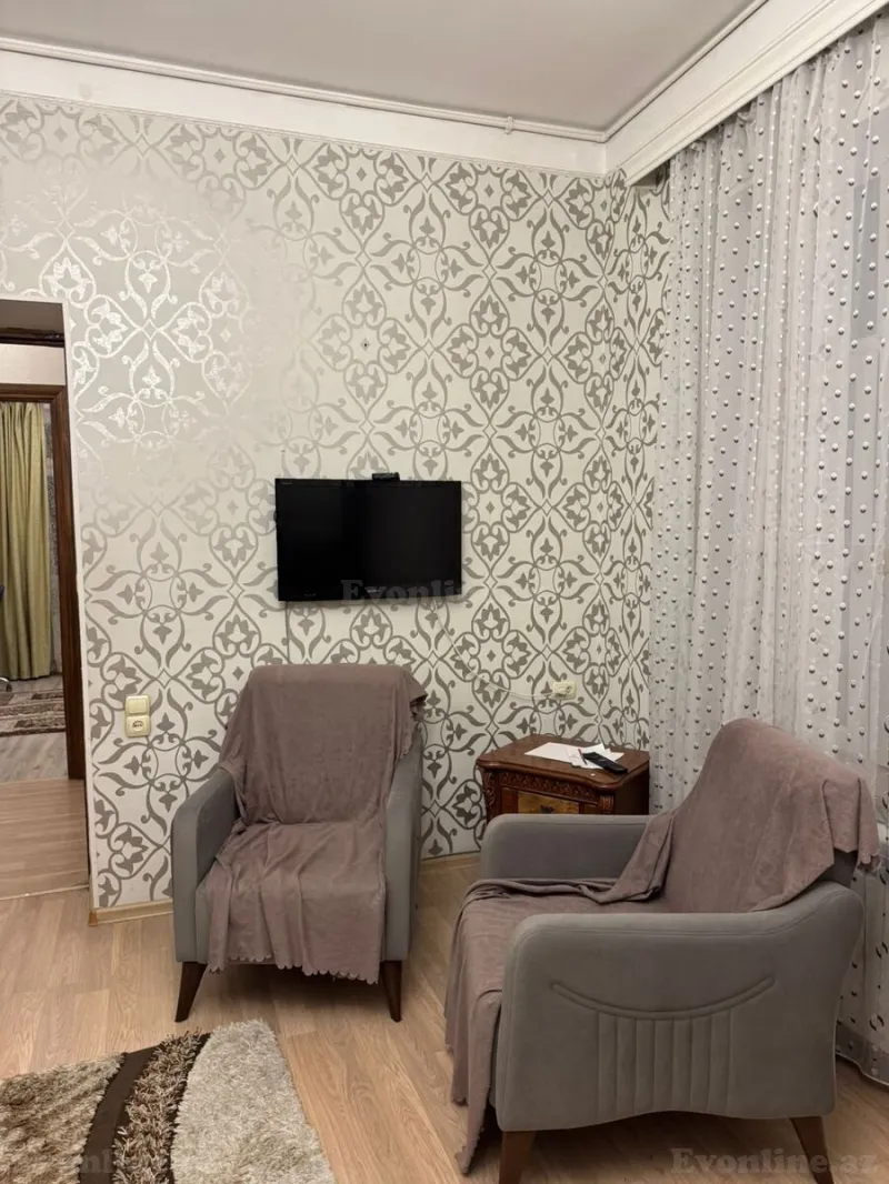 Kirayə verilir 2 otaqlı Mənzil Köhnə tikili 70 m² Nizami m. - şəkil 9