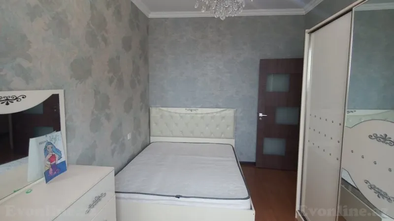 Satılır 2 otaqlı Mənzil Yeni tikili 65 m² Suraxanı r. - şəkil 4