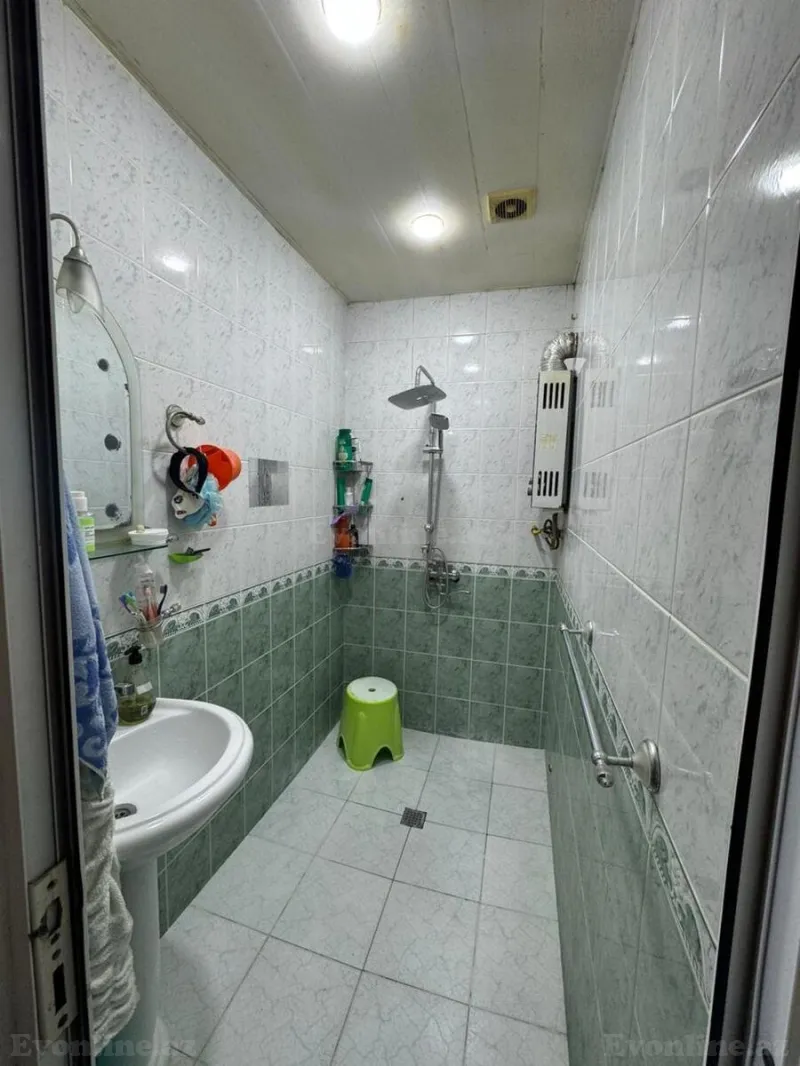 Satılır 3 otaqlı Mənzil Köhnə tikili 70 m² Nəsimi r. - şəkil 9