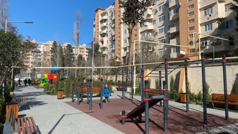 Satılır 4 otaqlı Mənzil Köhnə tikili 100 m² Əhmədli m. - şəkil 2
