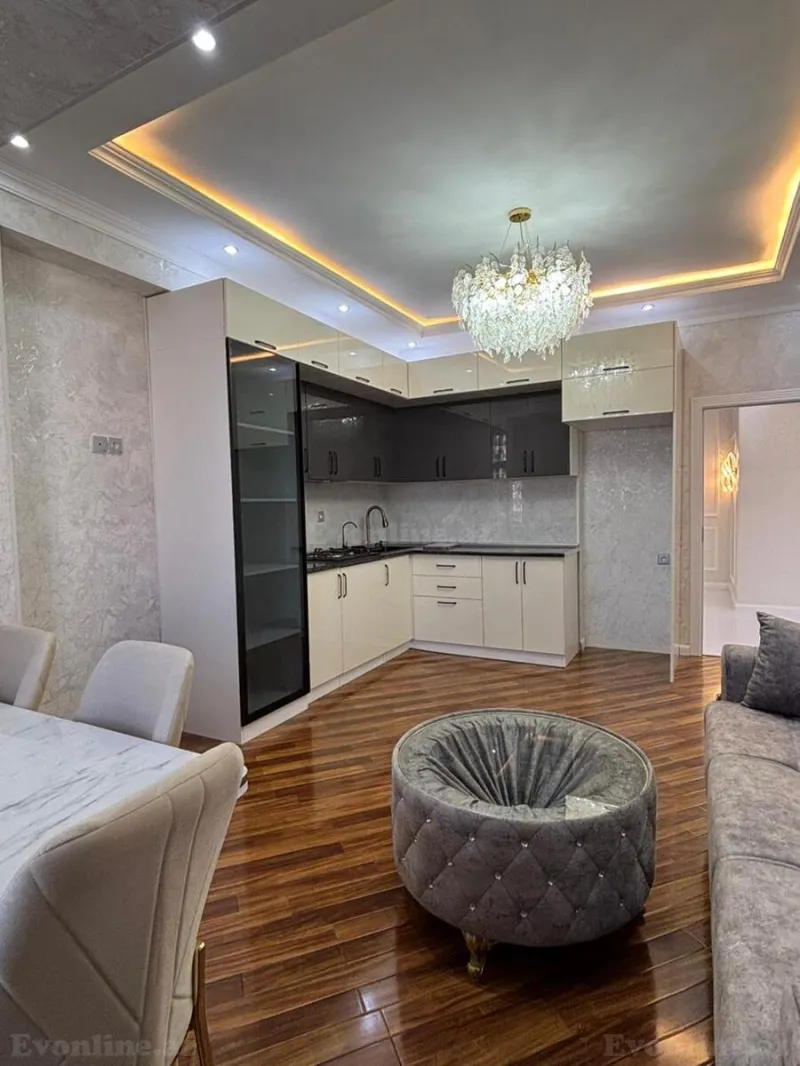 Satılır 3 otaqlı Mənzil Yeni tikili 80 m² 28 May m. - şəkil 4
