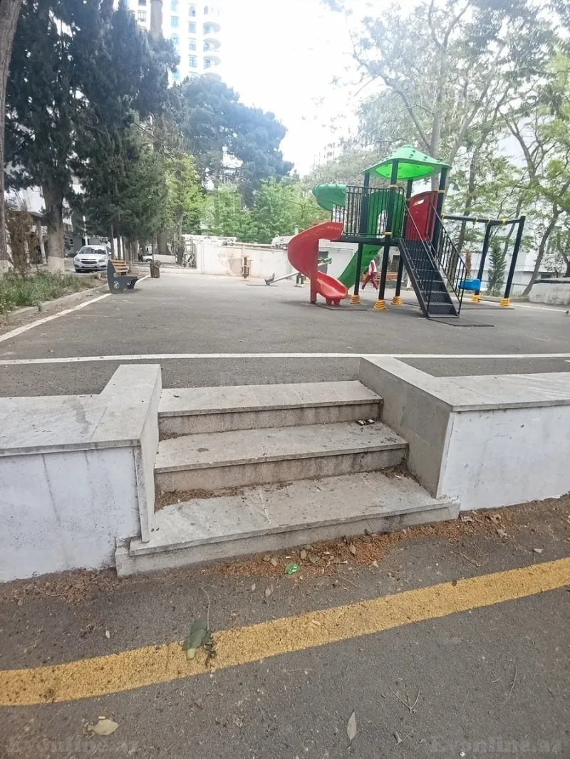 Kirayə verilir 3 otaqlı Mənzil Köhnə tikili 75 m² 28 May m. - şəkil 17