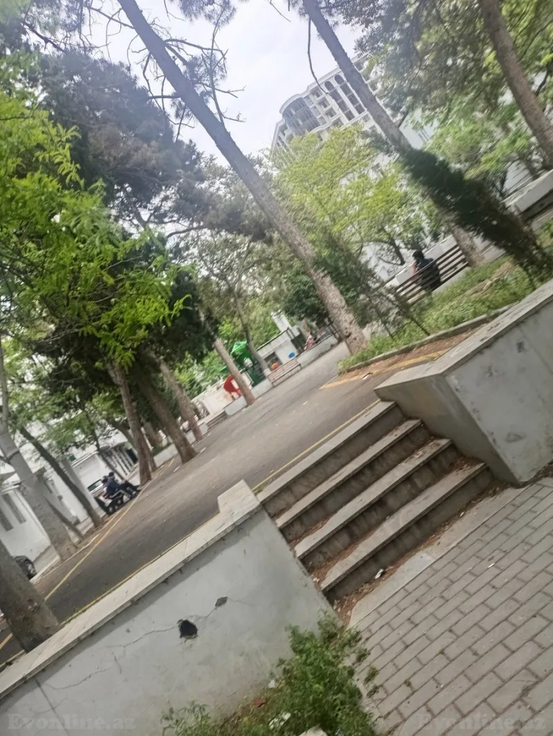 Kirayə verilir 3 otaqlı Mənzil Köhnə tikili 75 m² 28 May m. - şəkil 19