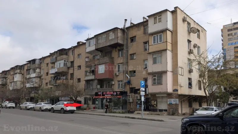 Satılır 3 otaqlı Mənzil Köhnə tikili 60 m² Binəqədi r.