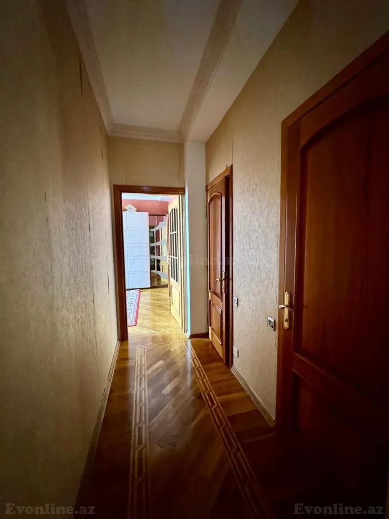 Satılır 3 otaqlı Mənzil Yeni tikili 150 m² 2-ci mikrorayon - şəkil 10