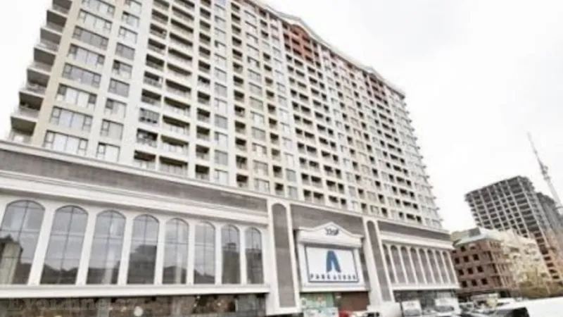 Kirayə verilir 3 otaqlı Mənzil Yeni tikili 100 m² Xətai m.