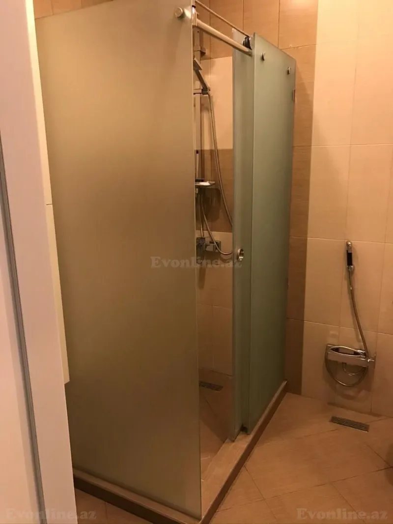 Kirayə verilir 3 otaqlı Mənzil Yeni tikili 100 m² Xətai m. - şəkil 9
