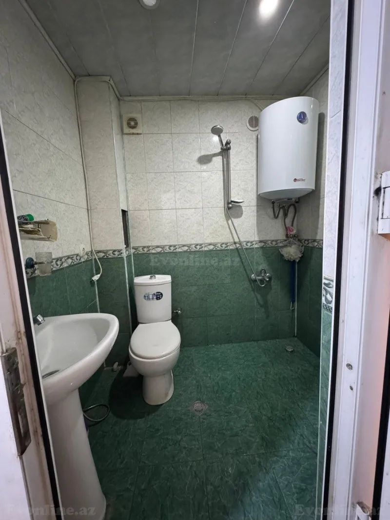 Satılır 2 otaqlı Mənzil Köhnə tikili 47 m² 8-ci kilometr - şəkil 5