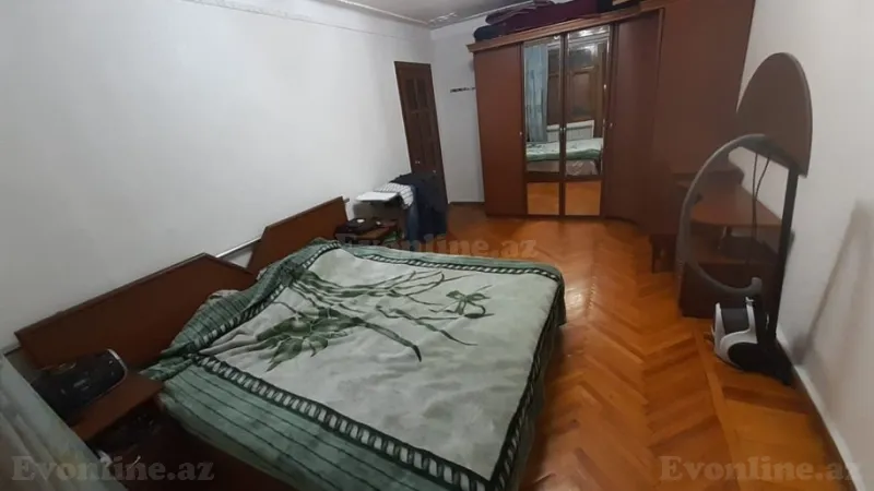 Satılır 3 otaqlı Mənzil Köhnə tikili 70 m² Elmlər Akademiyası m. - şəkil 10