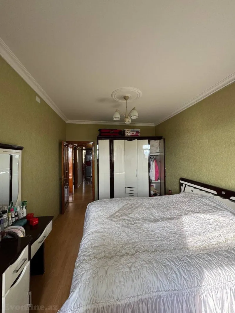 Satılır 3 otaqlı Mənzil Köhnə tikili 87 m² Nərimanov r. - şəkil 13