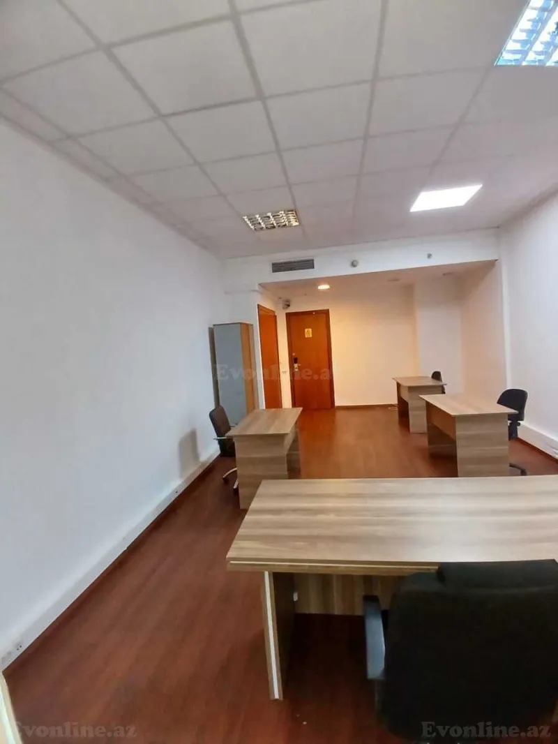 Kirayə verilir Ofis 40 m² 8 Noyabr m. - şəkil 5