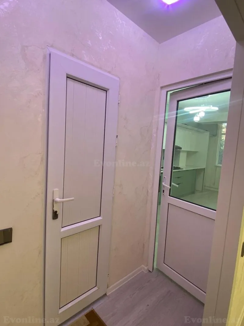 Satılır 3 otaqlı Mənzil Köhnə tikili 69 m² Əhmədli m. - şəkil 6