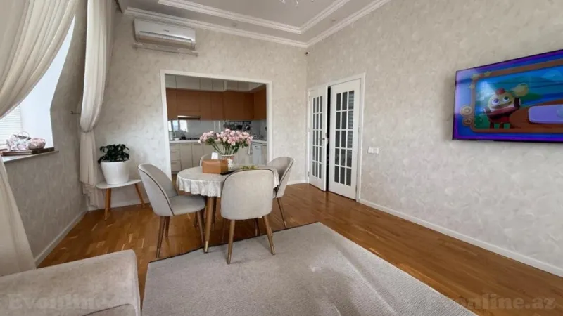 Satılır 2 otaqlı Mənzil Yeni tikili 80 m² 8-ci mikrorayon - şəkil 2