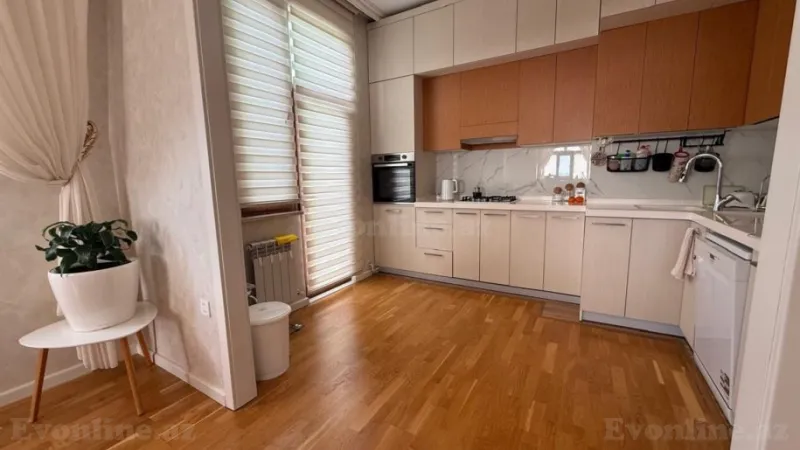 Satılır 2 otaqlı Mənzil Yeni tikili 80 m² 8-ci mikrorayon - şəkil 5