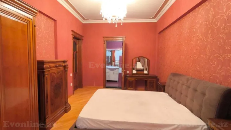 Kirayə verilir 4 otaqlı Mənzil Yeni tikili 180 m² 28 May m. - şəkil 9