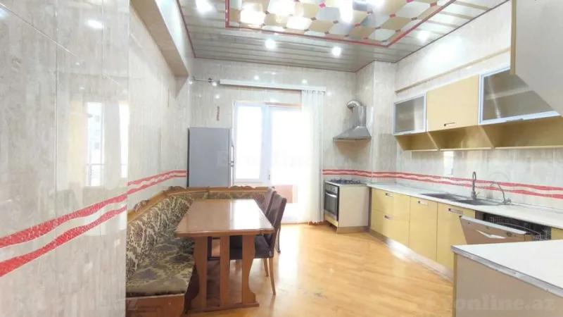 Kirayə verilir 4 otaqlı Mənzil Yeni tikili 180 m² 28 May m. - şəkil 11