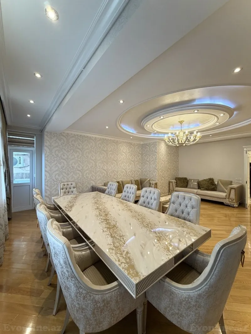 Satılır 5 otaqlı Mənzil Yeni tikili 245 m² İnşaatçılar m. - şəkil 6