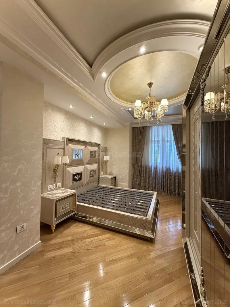 Satılır 5 otaqlı Mənzil Yeni tikili 245 m² İnşaatçılar m. - şəkil 12