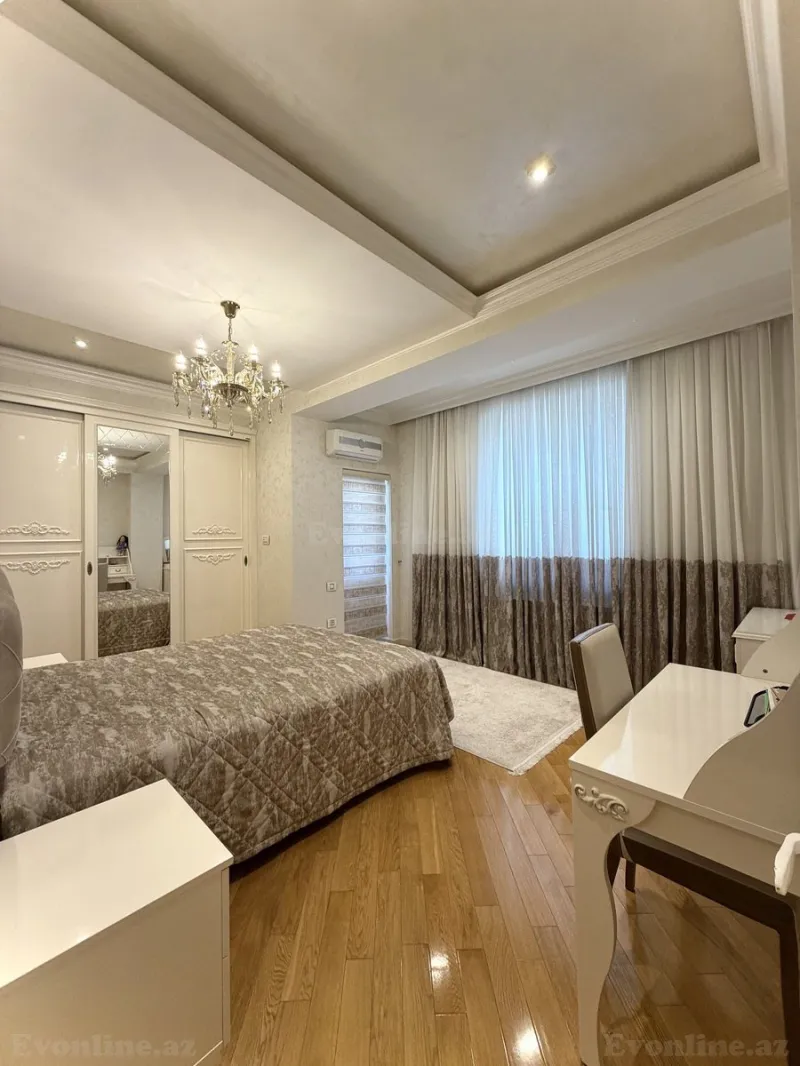 Satılır 5 otaqlı Mənzil Yeni tikili 245 m² İnşaatçılar m. - şəkil 17