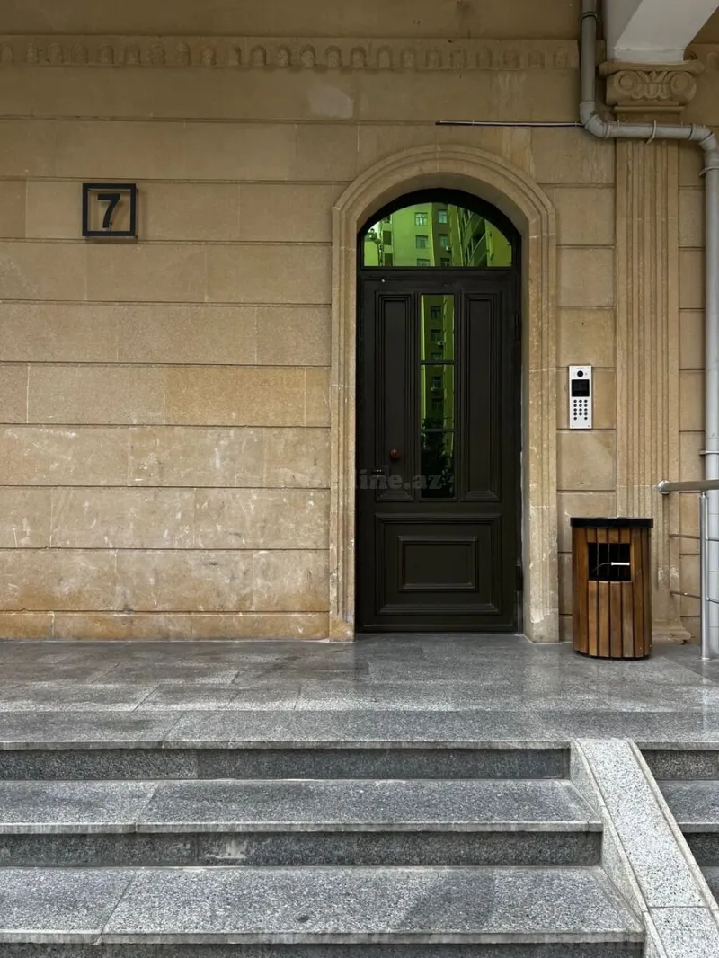 Kirayə verilir 2 otaqlı Mənzil Yeni tikili 85 m² 28 May m.