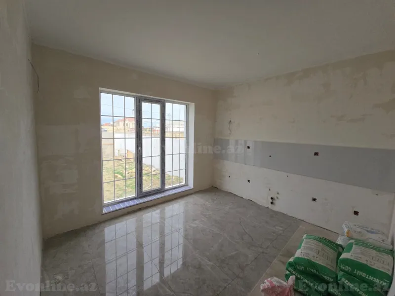 4 otaqlı Həyət evi 140 m² Novxanı Satılır