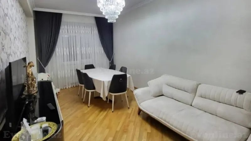 Satılır 2 otaqlı Mənzil Köhnə tikili 75 m² 9-cu mikrorayon