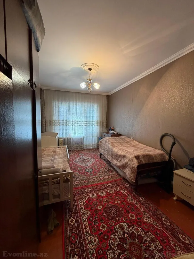 Satılır 3 otaqlı Mənzil Köhnə tikili 80 m² Xalqlar Dostluğu m. - şəkil 9