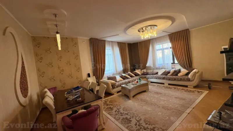 Satılır 4 otaqlı Mənzil Yeni tikili 180 m² 8 Noyabr m.