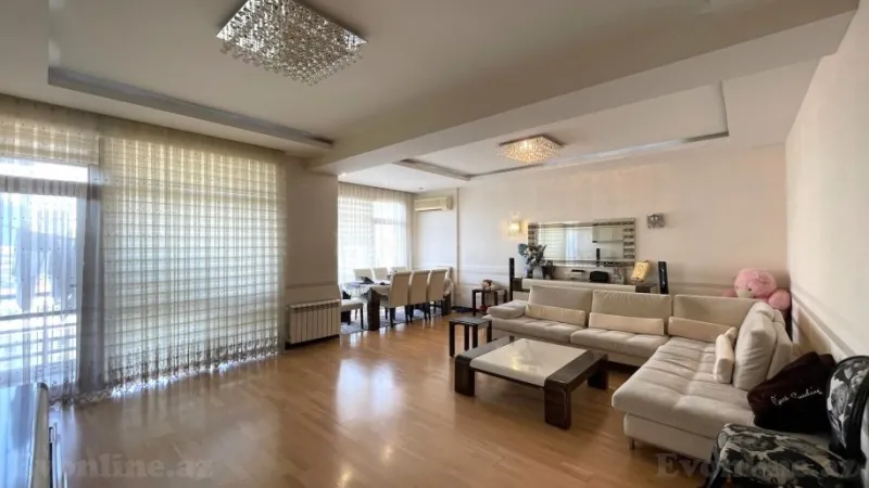 Satılır 3 otaqlı Mənzil Yeni tikili 150 m² 28 May m. - şəkil 3