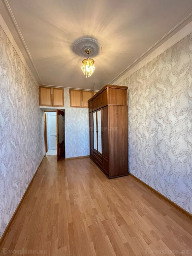 Satılır 3 otaqlı Mənzil Köhnə tikili 80 m² 4-cü mikrorayon - şəkil 7