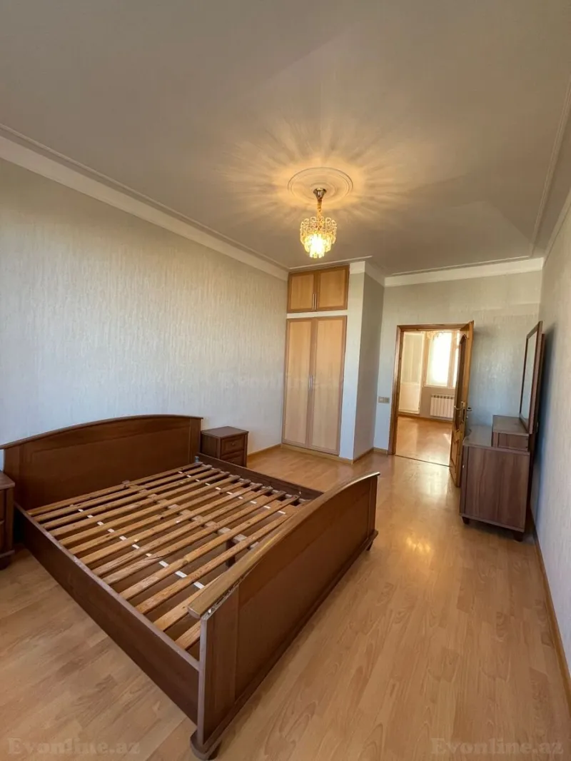 Satılır 3 otaqlı Mənzil Köhnə tikili 80 m² 4-cü mikrorayon - şəkil 8