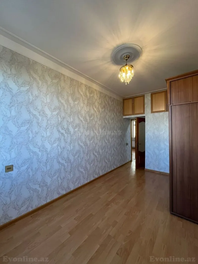 Satılır 3 otaqlı Mənzil Köhnə tikili 80 m² 4-cü mikrorayon - şəkil 9