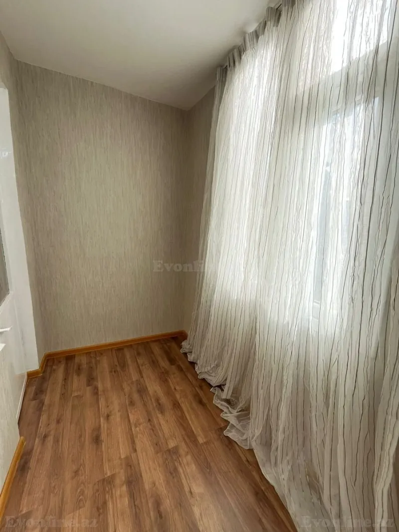 Satılır 3 otaqlı Mənzil Köhnə tikili 80 m² 4-cü mikrorayon - şəkil 12
