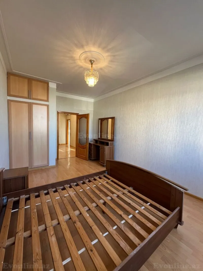 Satılır 3 otaqlı Mənzil Köhnə tikili 80 m² 4-cü mikrorayon - şəkil 17