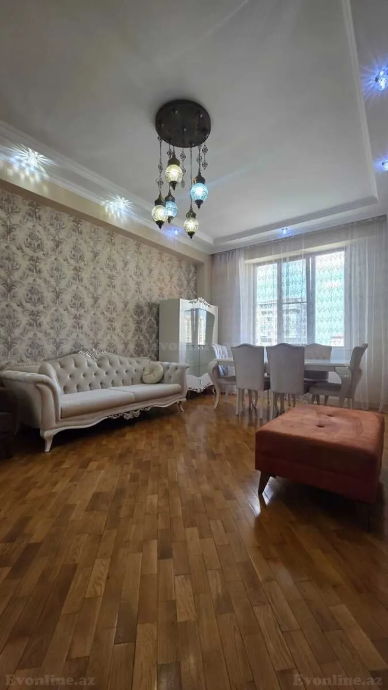 Kirayə verilir 2 otaqlı Mənzil Yeni tikili 70 m² Azadlıq prospekti m.